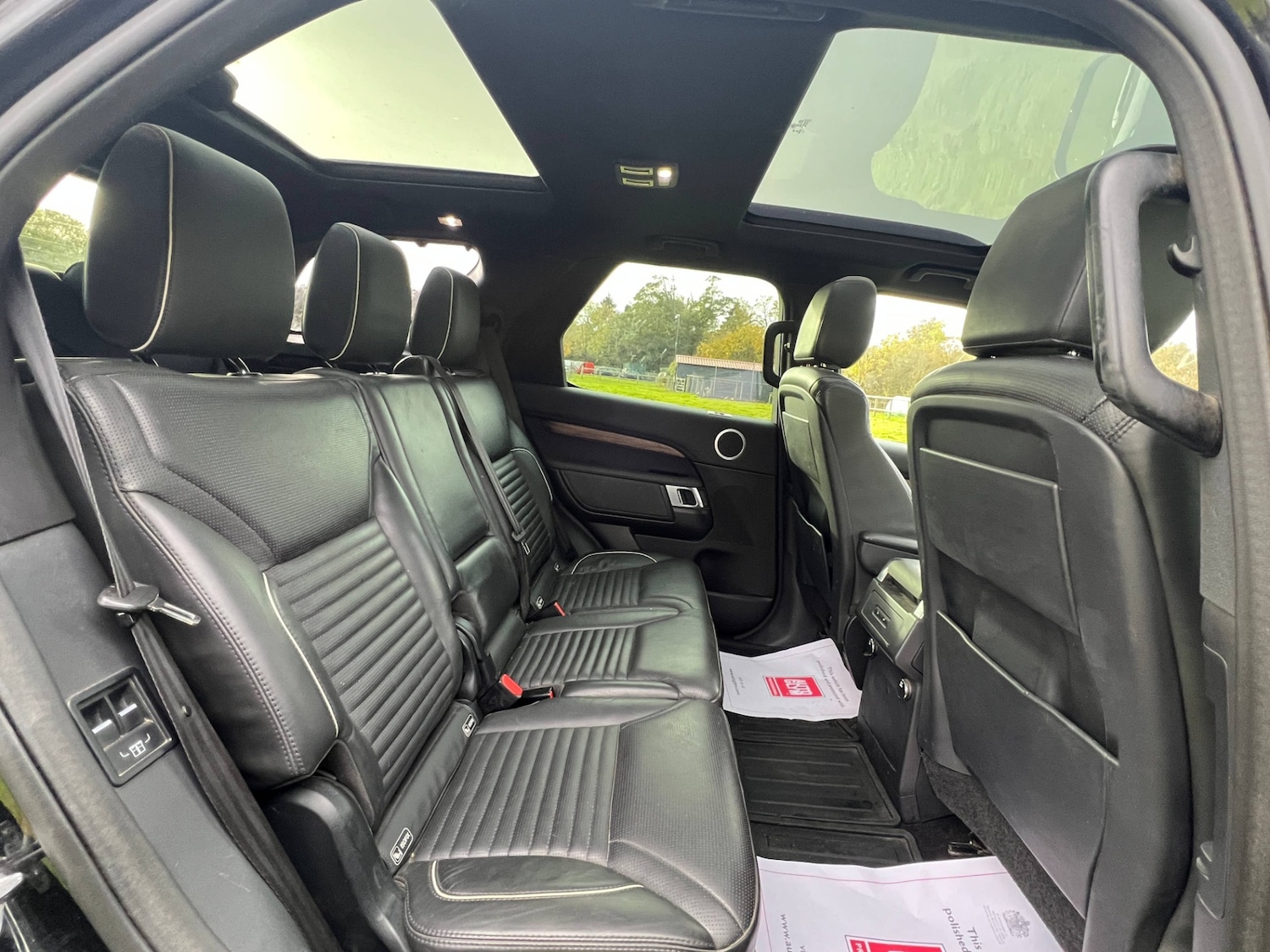 Used Land Rover Discovery 2017 for sale - 77610743: Photo 11