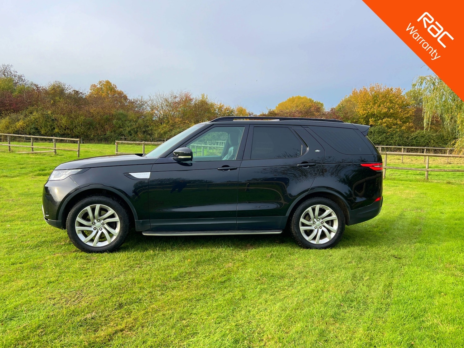 Used Land Rover Discovery 2017 for sale - 77610743: Photo 8