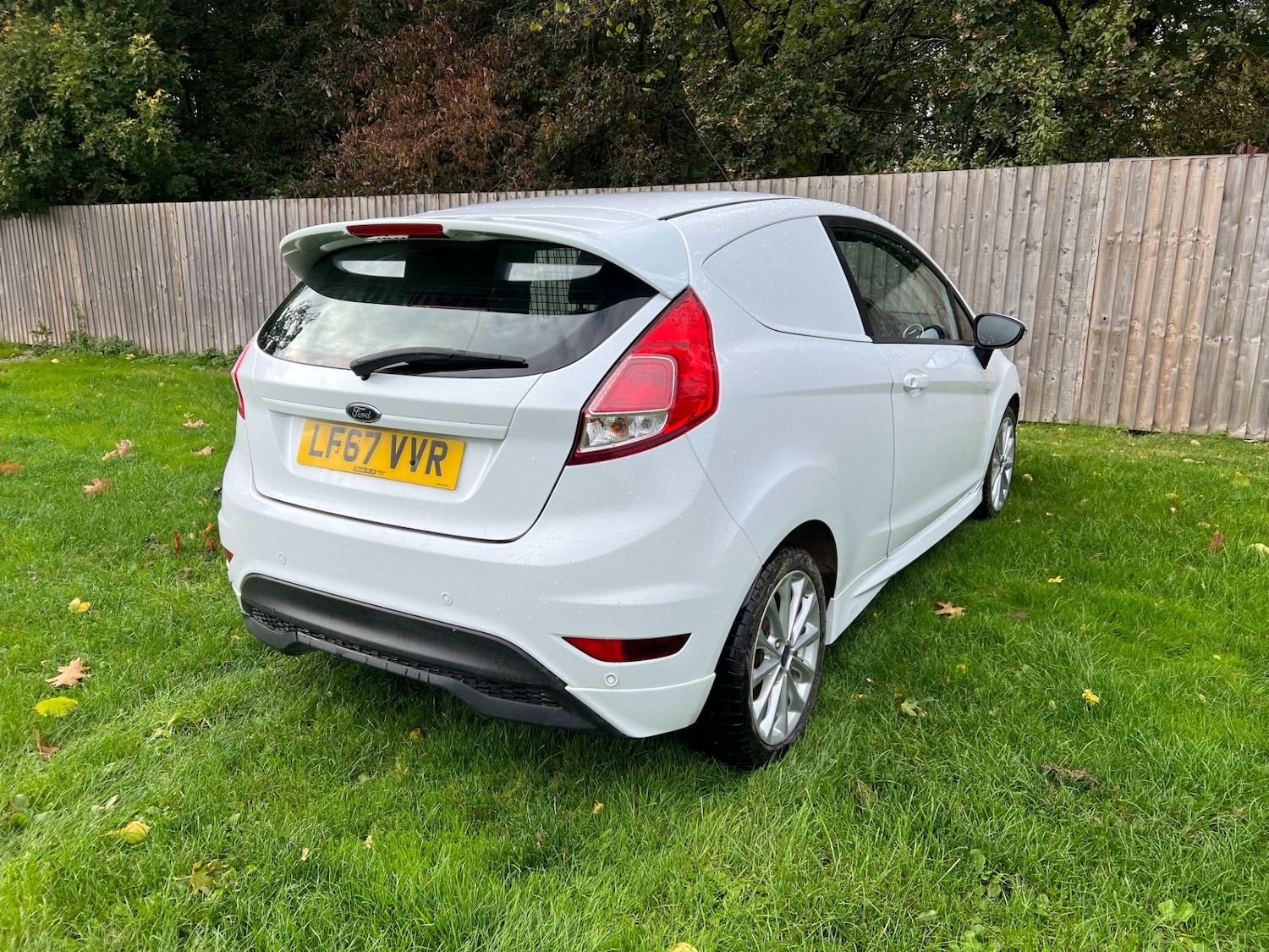 Used Ford Fiesta 2017 for sale - 76174357: Photo 4