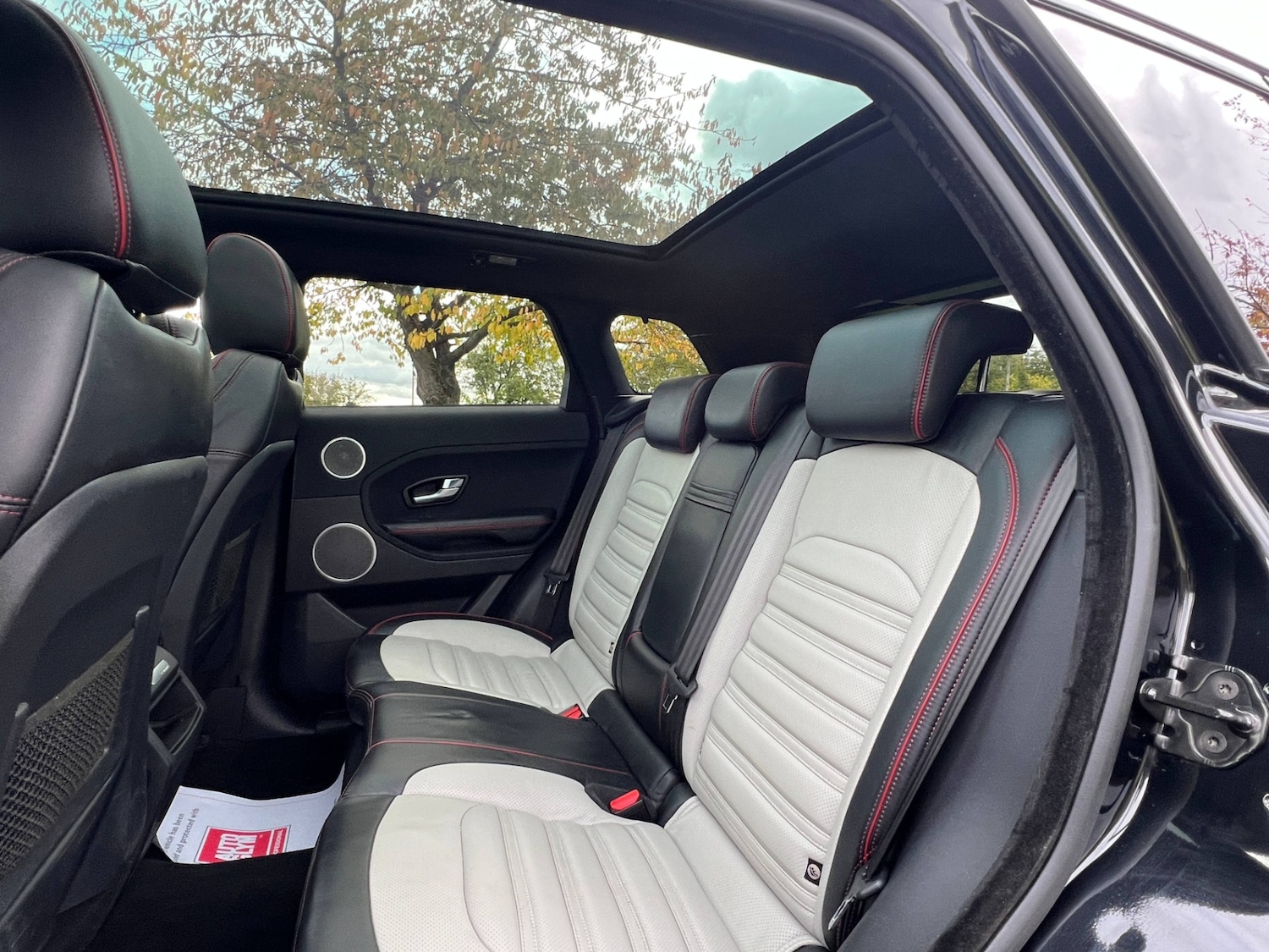 Used Land Rover Range Rover Evoque 2015 for sale - 76453136: Photo 12