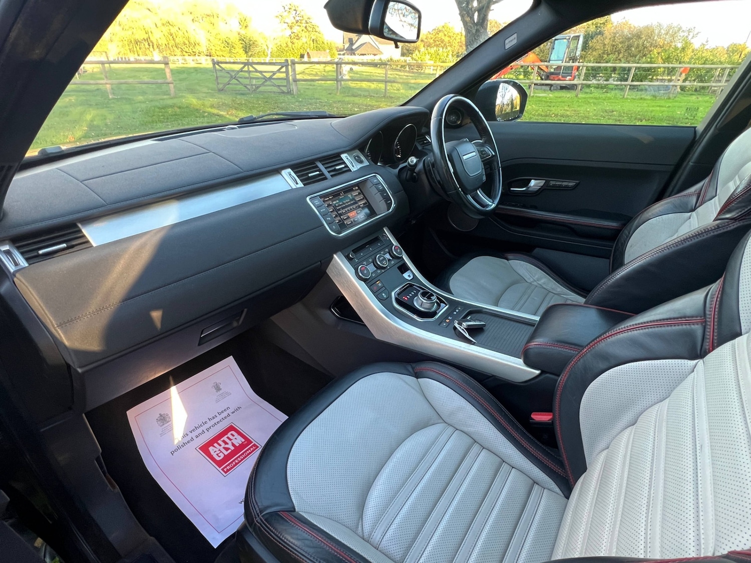 Used Land Rover Range Rover Evoque 2015 for sale - 76453136: Photo 14