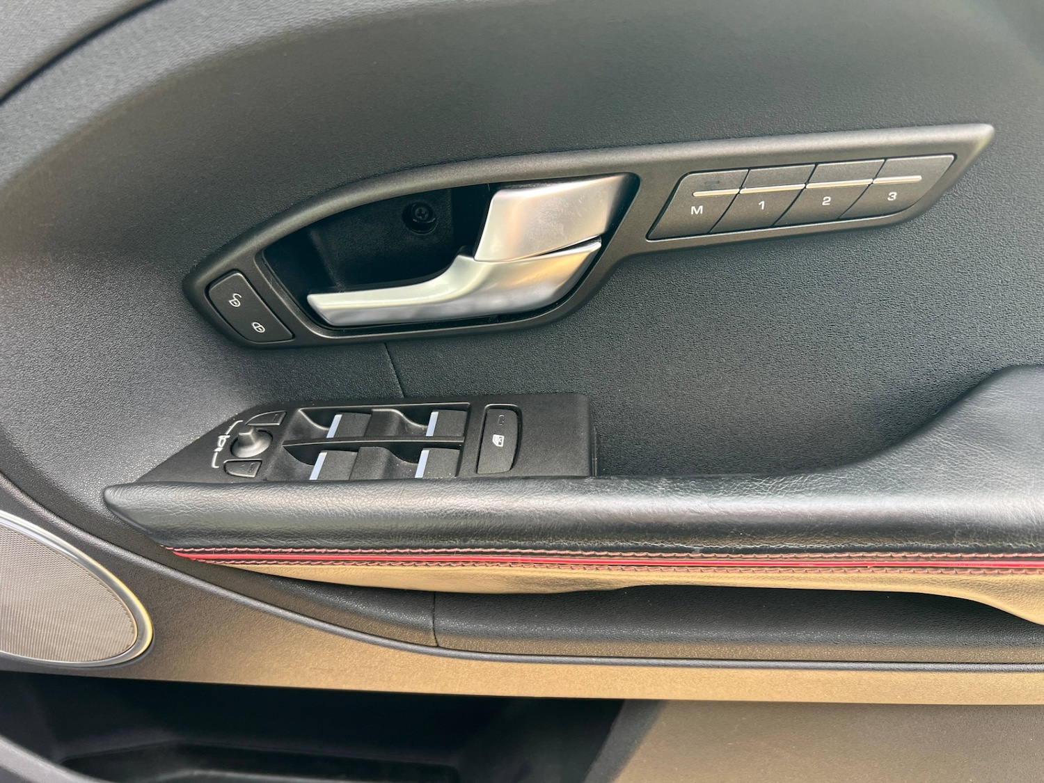 Used Land Rover Range Rover Evoque 2015 for sale - 76453136: Photo 16