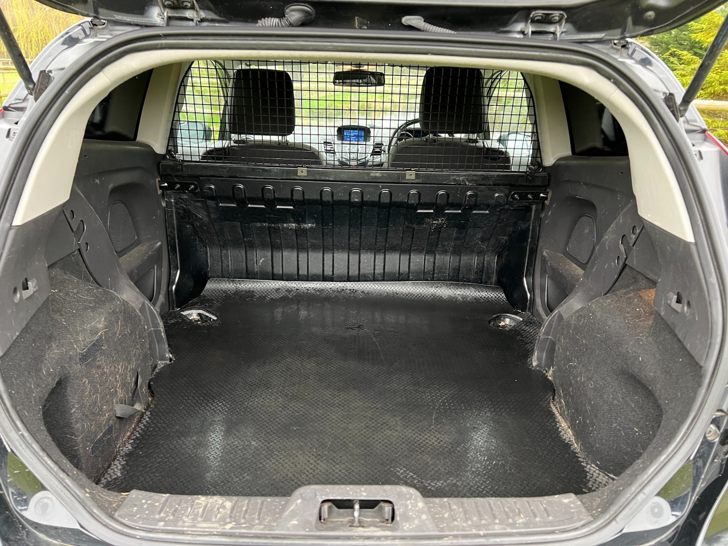 Used Ford Fiesta 2015 for sale - 77782904: Photo 14