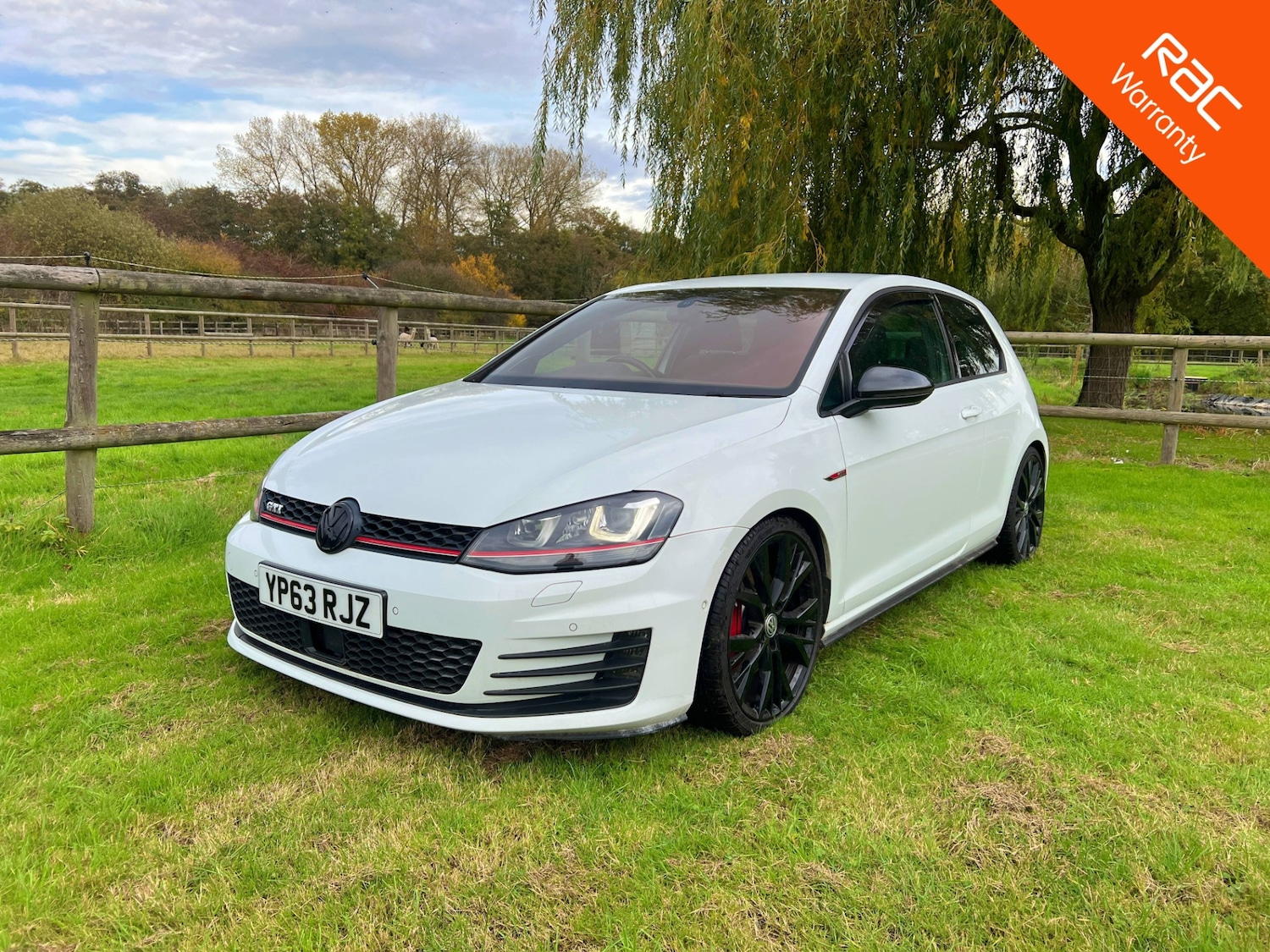 Used Volkswagen Golf 2013 for sale - 77289307: Photo 2