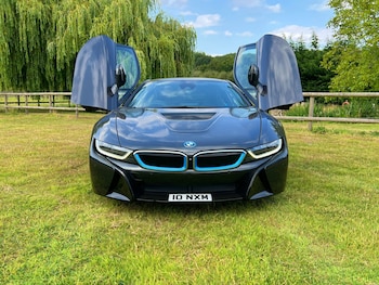 Used BMW i8 2017 for sale - 79283778: Photo