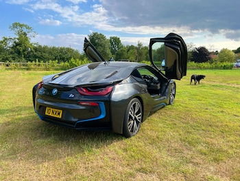 Used BMW i8 2017 for sale - 79283778: Photo