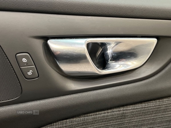 Used Volvo V60 2022 for sale - 76850627: Photo 32