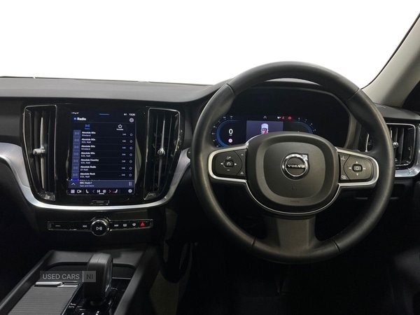 Used Volvo V60 2022 for sale - 76850627: Photo 6