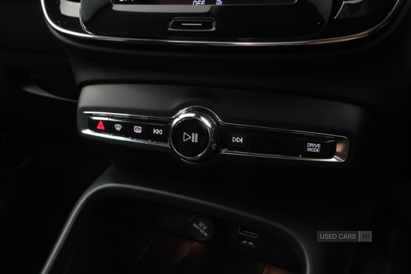 Used Volvo XC40 2023 for sale - 76399926: Photo 19