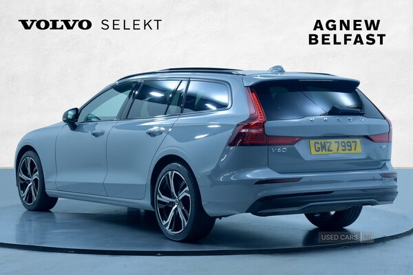 Used Volvo V60 2025 for sale - 75697898: Photo 2