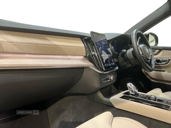 Used Volvo XC90 2025 for sale - 77359619: Photo 5