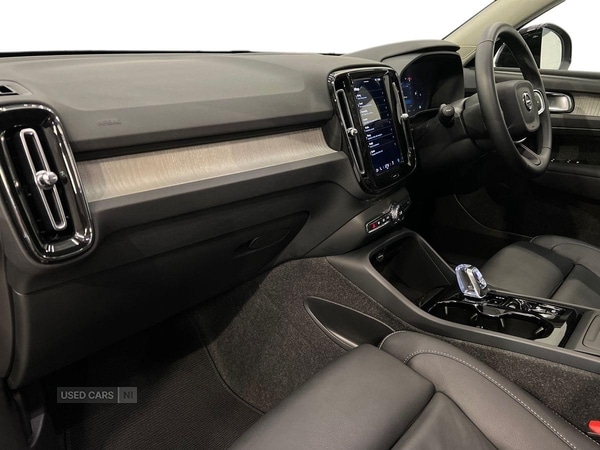 Used Volvo XC40 2025 for sale - 76899969: Photo 5