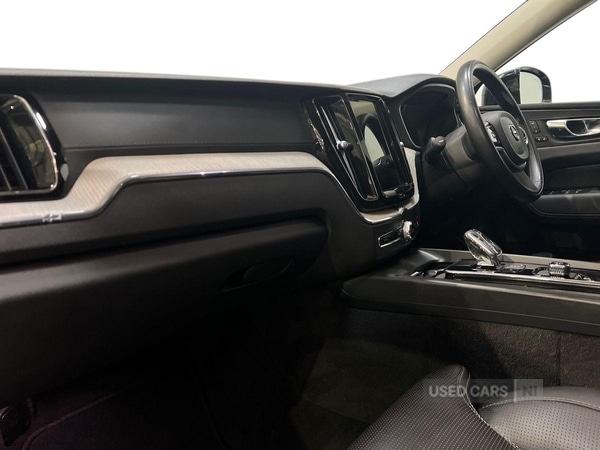 Used Volvo XC60 2021 for sale - 77613343: Photo 5