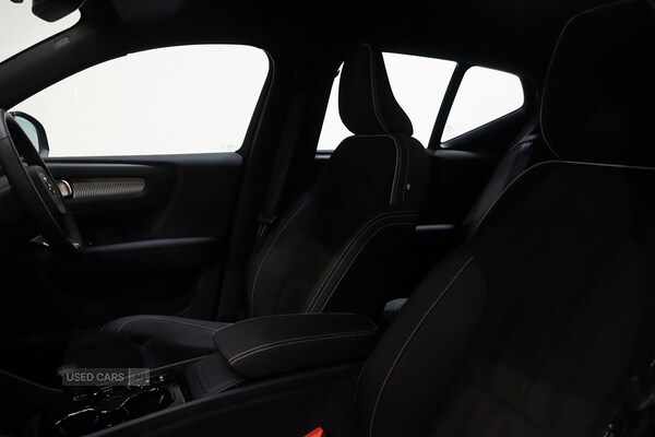Used Volvo XC40 2025 for sale - 76175788: Photo 33