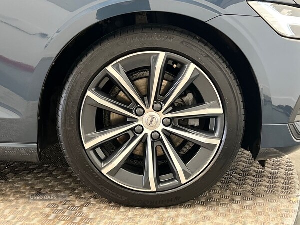 Used Volvo V60 2022 for sale - 77738961: Photo 10