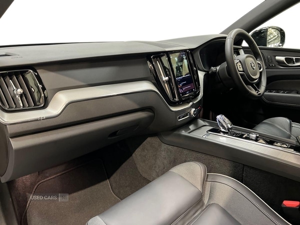 Used Volvo XC60 2023 for sale - 77050341: Photo 5