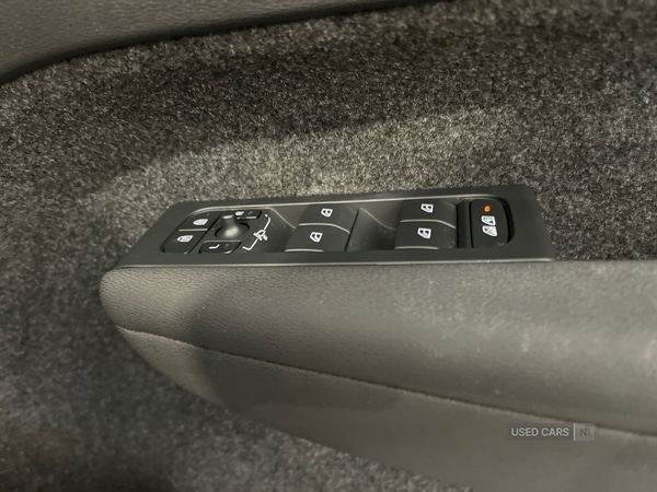 Used Volvo XC40 2022 for sale - 76887593: Photo 41