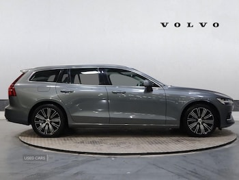 Used Volvo V60 2020 for sale - 76308317: Photo