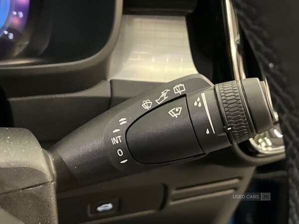 Used Volvo XC40 2023 for sale - 76473962: Photo 32