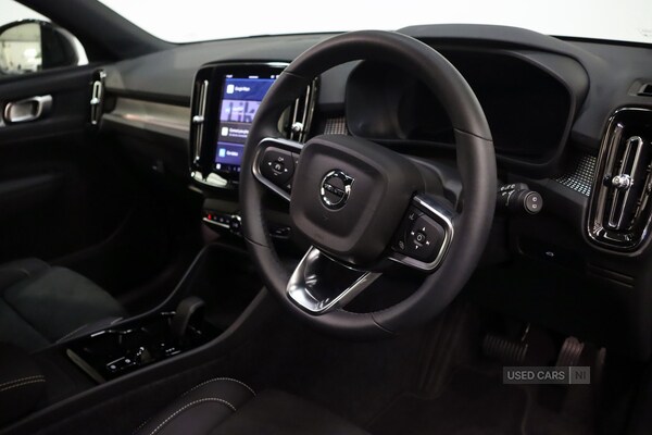 Used Volvo XC40 2025 for sale - 76753725: Photo 8