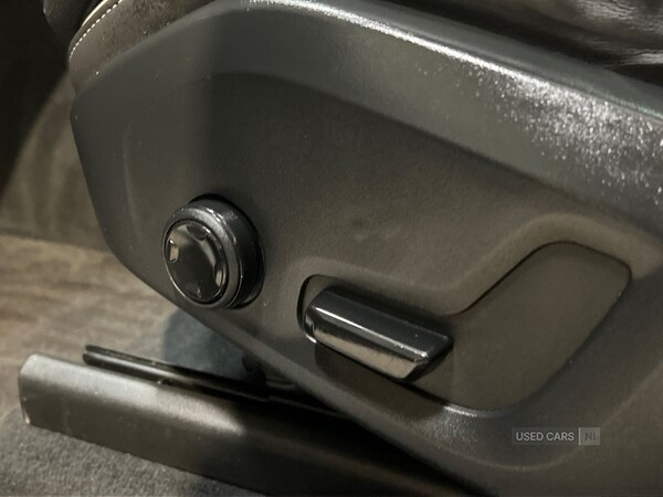 Used Volvo XC60 2019 for sale - 76562921: Photo 24
