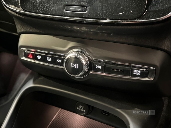 Used Volvo XC40 2021 for sale - 77050333: Photo 24