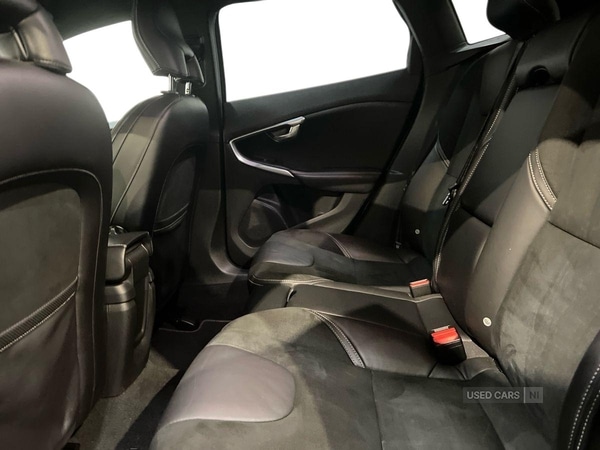 Used Volvo V40 2017 for sale - 77292291: Photo 7