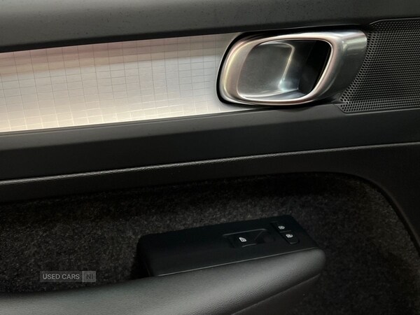 Used Volvo XC40 2023 for sale - 77230903: Photo 38