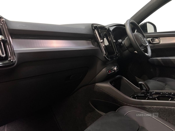 Used Volvo XC40 2025 for sale - 77479759: Photo 5