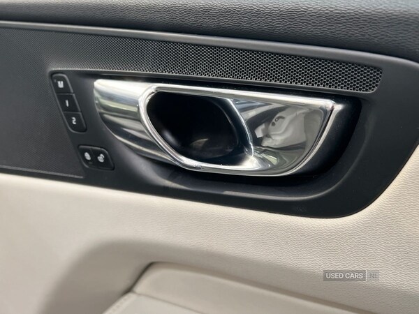 Used Volvo XC60 2019 for sale - 76715898: Photo 35