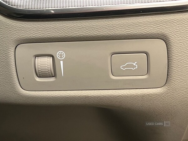 Used Volvo XC60 2019 for sale - 76715898: Photo 45