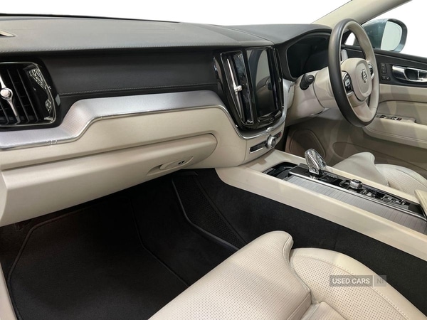 Used Volvo XC60 2019 for sale - 76715898: Photo 5