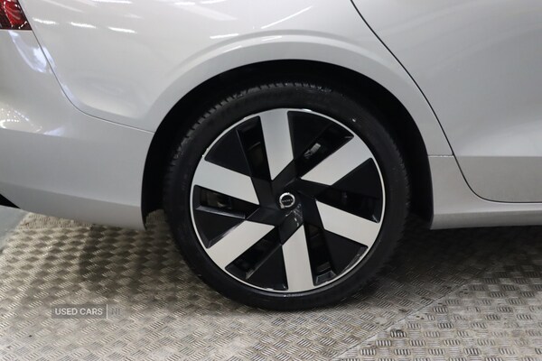 Used Volvo V60 2025 for sale - 76216079: Photo 28