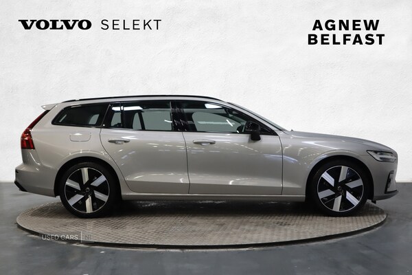 Used Volvo V60 2025 for sale - 76216079: Photo 3
