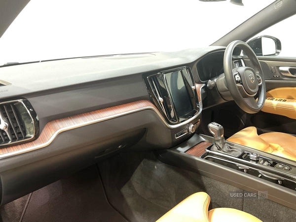 Used Volvo V60 2020 for sale - 76433674: Photo 5