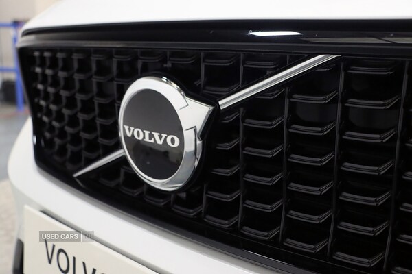 Used Volvo XC40 2025 for sale - 76167843: Photo 10