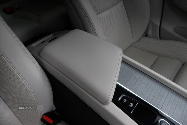 Used Volvo XC60 2024 for sale - 76754013: Photo 31