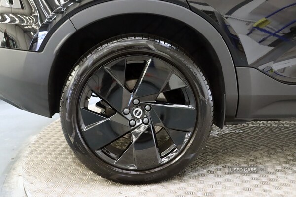 Used Volvo XC40 2025 for sale - 76240633: Photo 24