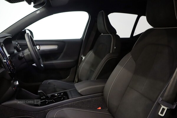 Used Volvo XC40 2025 for sale - 76240633: Photo 33