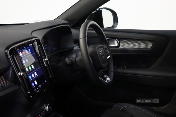 Used Volvo XC40 2025 for sale - 76240633: Photo 40
