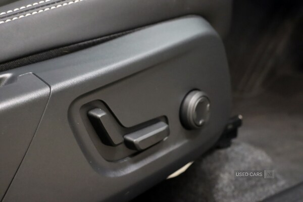 Used Volvo XC40 2025 for sale - 76240633: Photo 7
