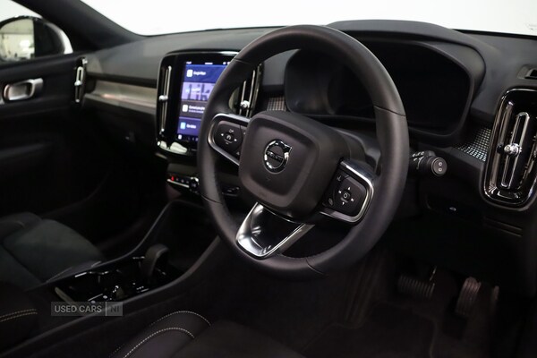 Used Volvo XC40 2025 for sale - 76240633: Photo 8