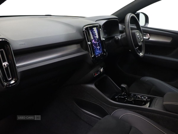 Used Volvo XC40 2025 for sale - 76372020: Photo 5