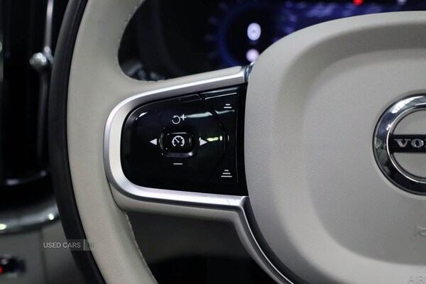 Used Volvo XC60 2025 for sale - 76216096: Photo 19
