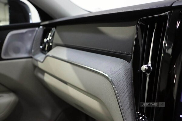 Used Volvo XC60 2025 for sale - 76216096: Photo 30
