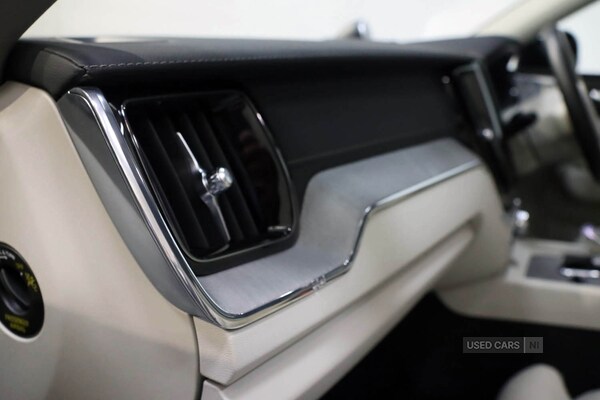 Used Volvo XC60 2025 for sale - 76216096: Photo 45