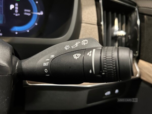 Used Volvo XC90 2025 for sale - 76850630: Photo 32