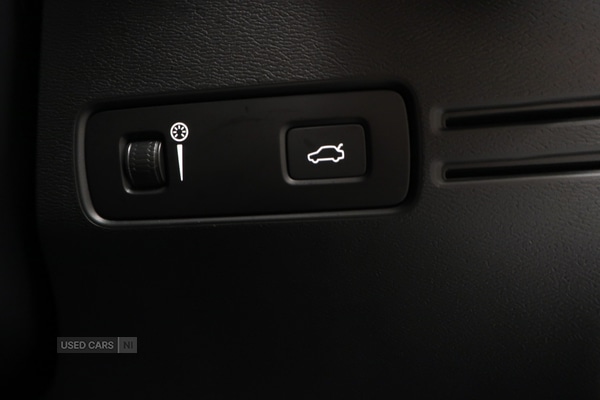 Used Volvo XC40 2021 for sale - 76021398: Photo 11