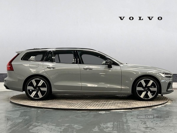 Used Volvo V60 2024 for sale - 78185955: Photo 3