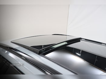 2025 - 2.0 B4P Ultra Dark 5dr Auto